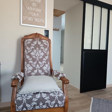 La Chambre Des Daines Бинш Екстериор снимка