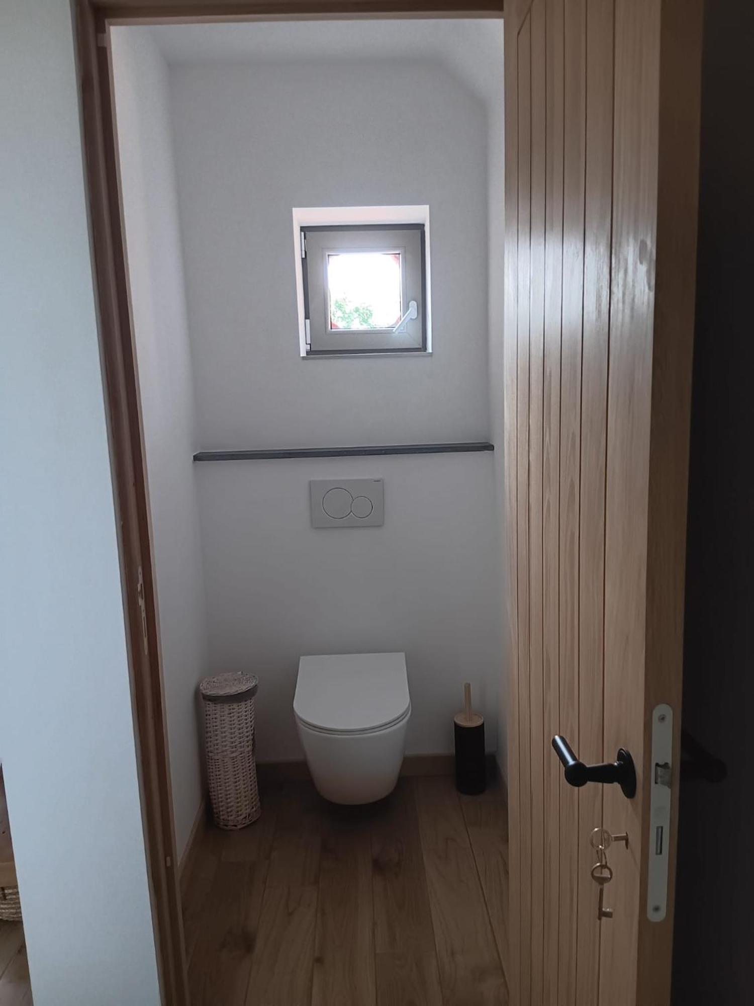 La Chambre Des Daines Бинш Екстериор снимка